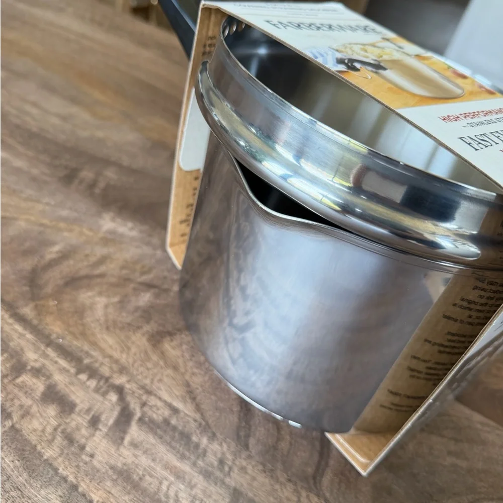 Faberware 3qt straining saucepan new in package
